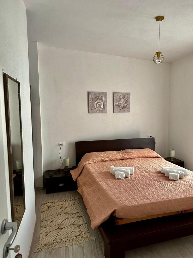 B&B Luchia Орозеи Екстериор снимка